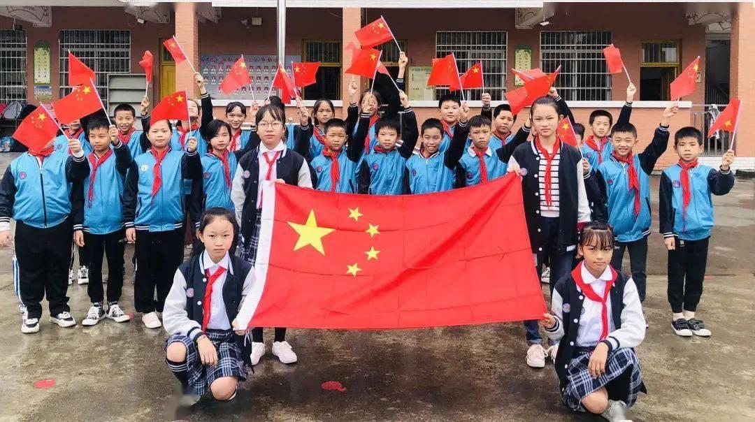 新疆阿克苏新和县日落日出